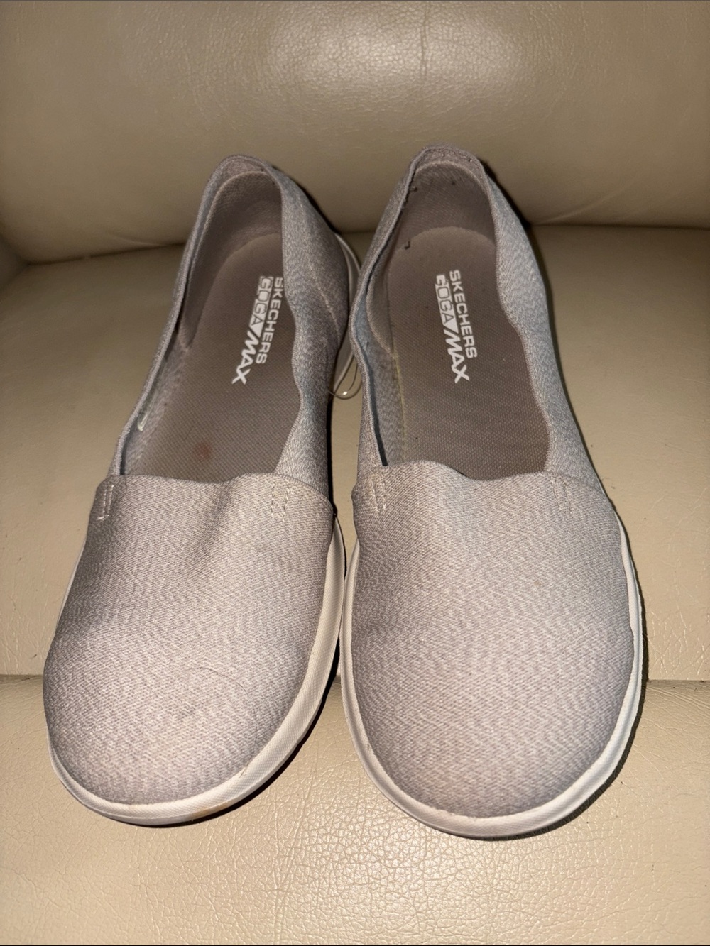 Skechers Goga Max Slip-On Casual Flats in Light Gray